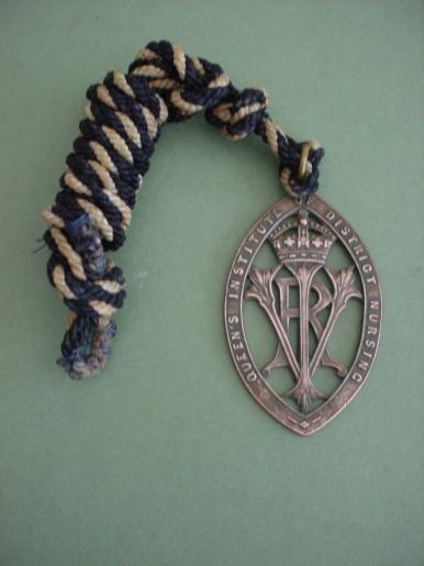 Queens Institute of District Nursing Badge 