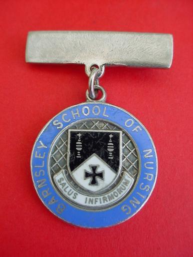 Barnsley School of Nursing SRN Badge