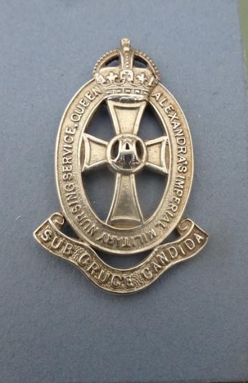 Queen Alexandra's Imperial Military Nursing Service,white metal Collar tab badge