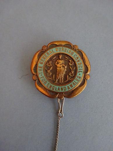 General Nursing Council for England & Wales,State Enrolled Assistant Nurses badge