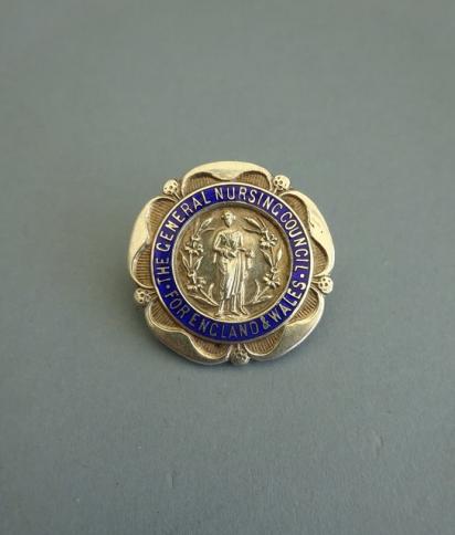 General Nursing Council for England & Wales,Silver SRN Badge