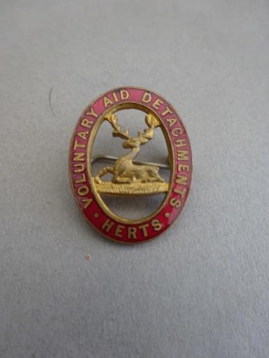 Hertfordshire Voluntary Aid Detatchment, WW1 period badge