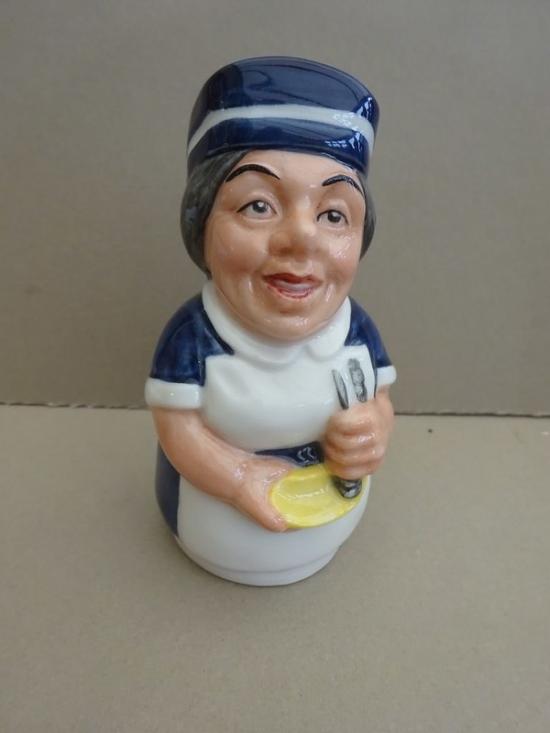 Royal Doulton, Miss Nostrum,District Nurse Candle Snuffer