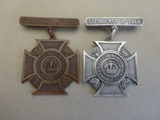 Royal British Nurses Association, bronze and silver members badges