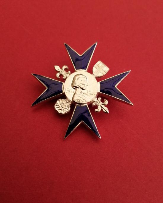 Nightingale School of Nursing St Thomas's Hospital,Silver Nurses Badge