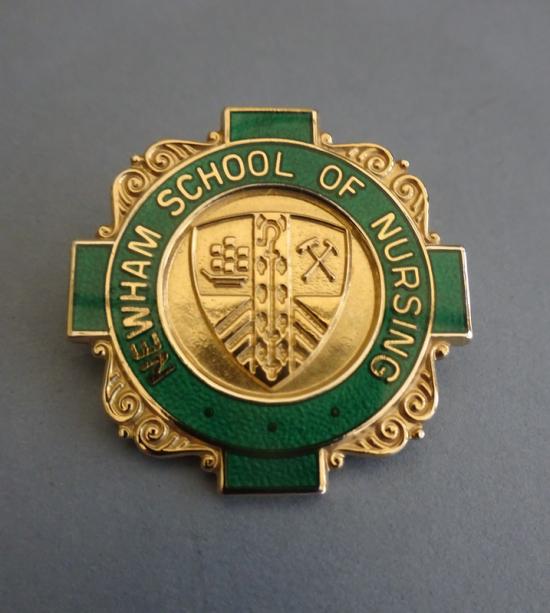 Newham School of Nursing, Silver Enrolled Nurses badge