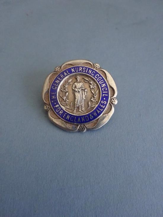 General Nursing Council for England & Wales, silver nurses badge