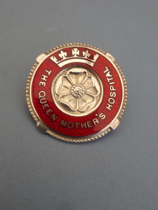 The Queen Mother's Maternity Hospital Glasgow, silver midwifery badge