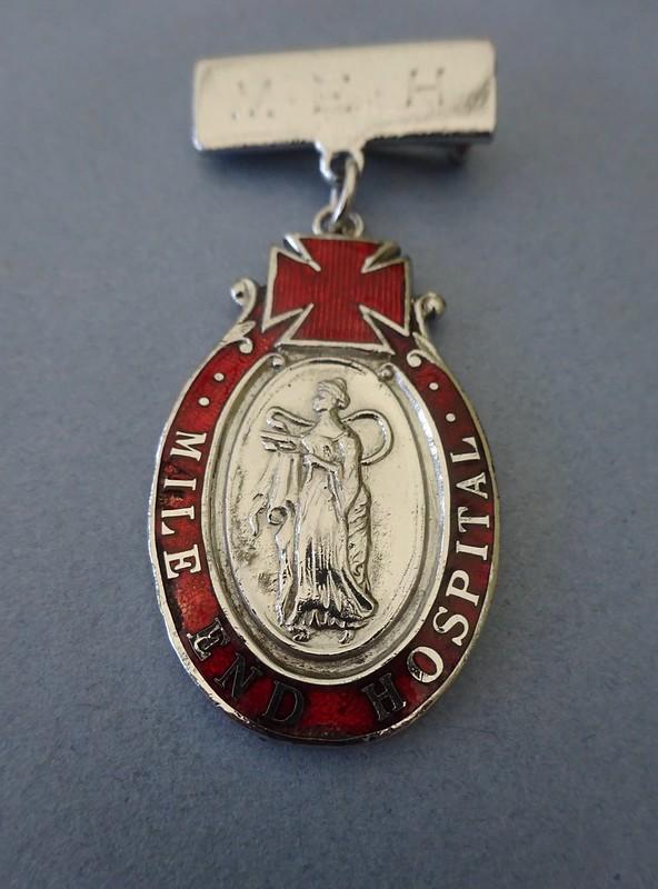 Mile End Hospital,Nurses Badge