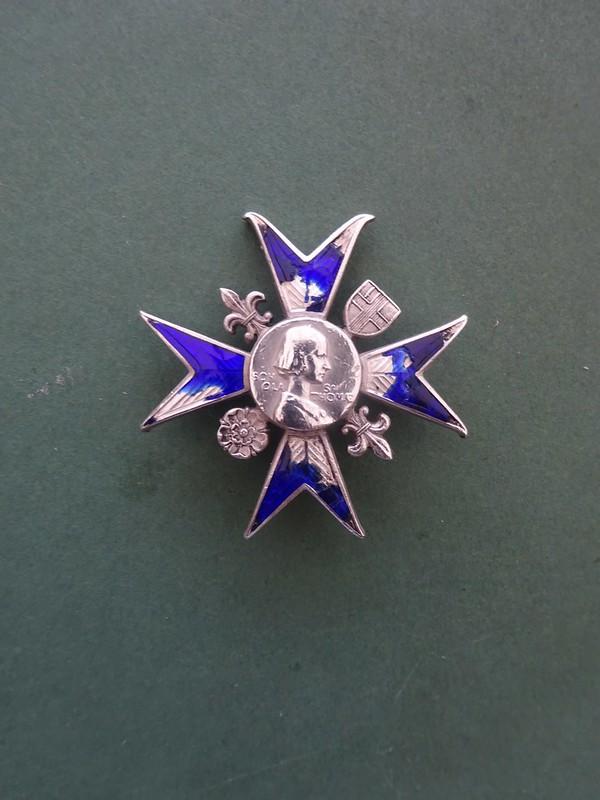 Nightingale School of Nursing St Thomas's Hospital,Silver Nurses Badge(Pusey)