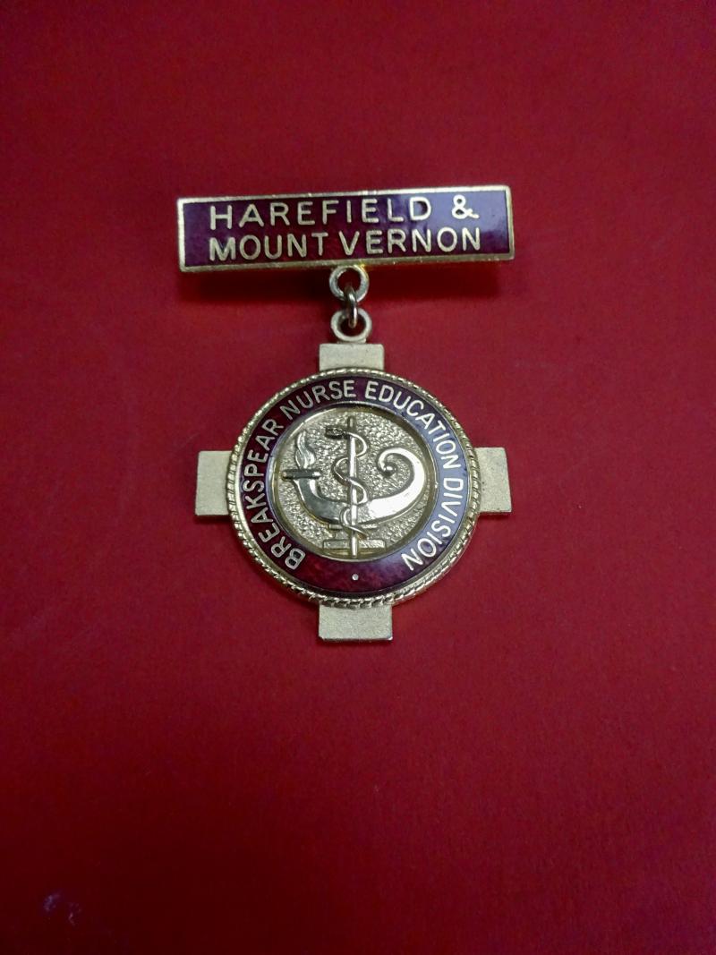 Harefield & Mount Vernon Hospitals, Breakspear Nurse Education Division.Nurses badge