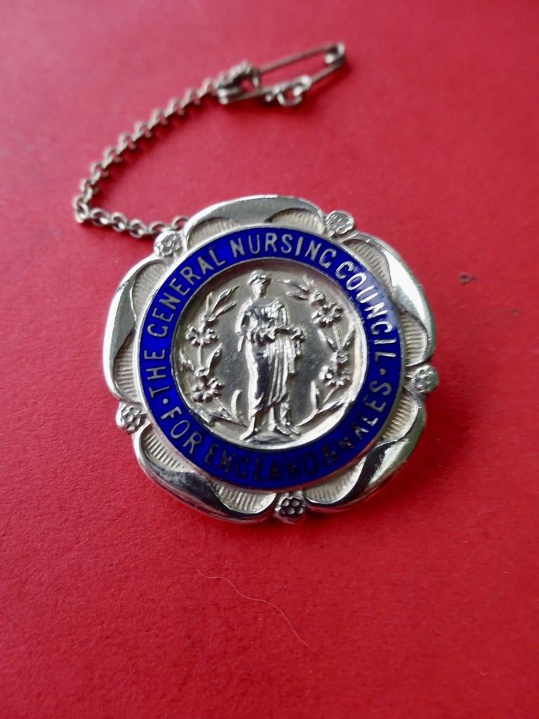 General Nursing Council For England & Wales,Silver SRN Badge