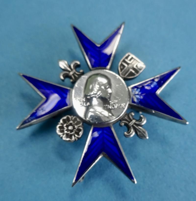 Nightingale School of Nursing St Thomas's Hospital,Silver Nurses Badge(M S Lee)