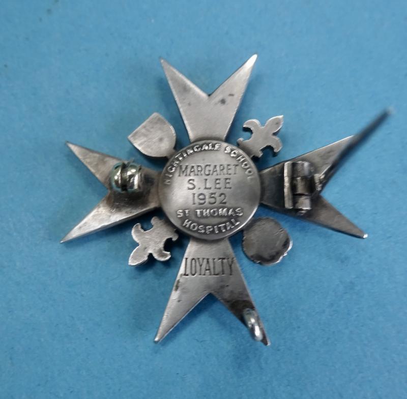 Nightingale School of Nursing St Thomas's Hospital,Silver Nurses Badge(M S Lee)