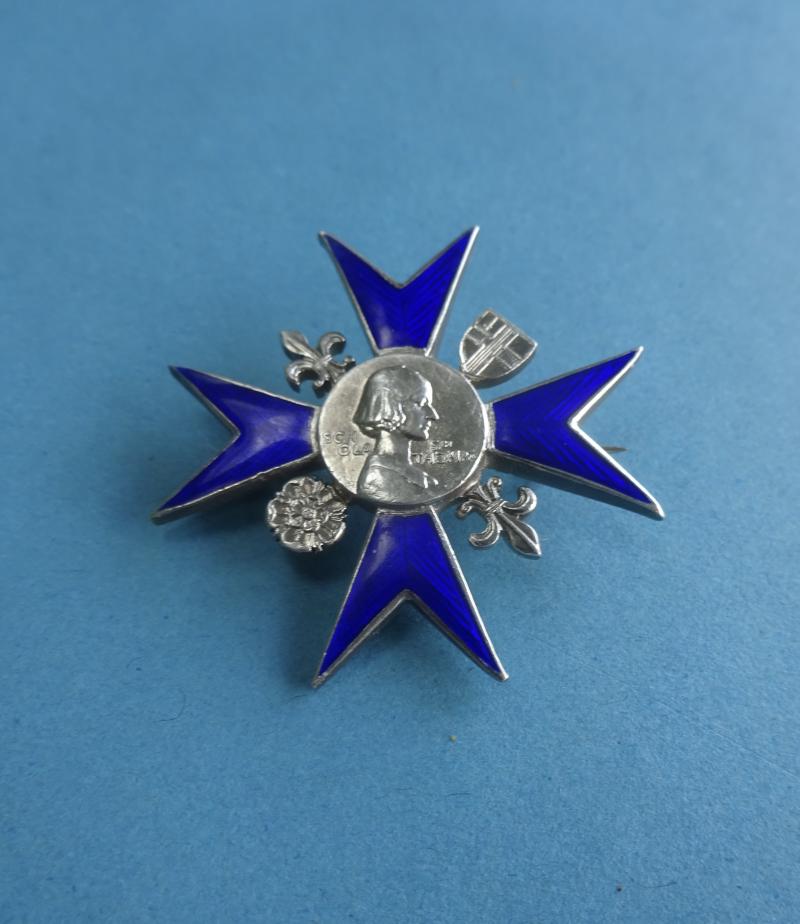 Nightingale School of Nursing St Thomas's Hospital,Silver Nurses Badge(Ann H Cope)