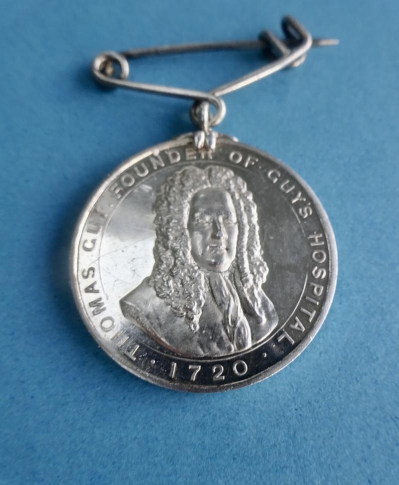 Guy's Hospital The Butterworth Long Service Medal and Nurses League badge