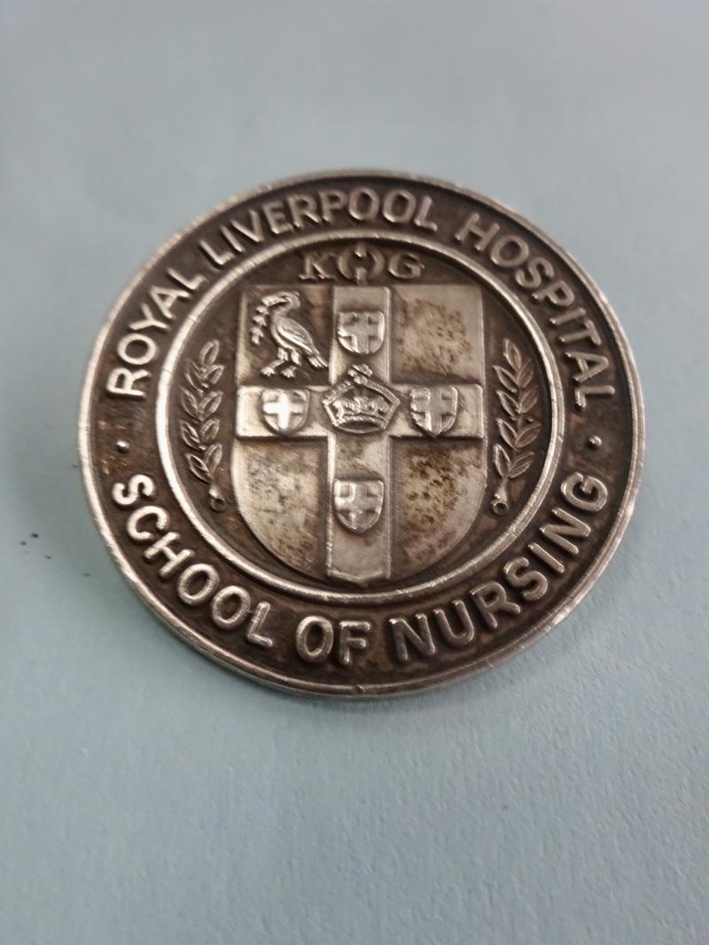 Royal Liverpool Hospital School of Nursing, silver Nurses Badge