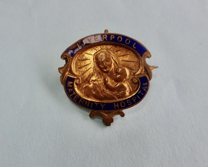 Liverpool Maternity Hospital,Midwives badge