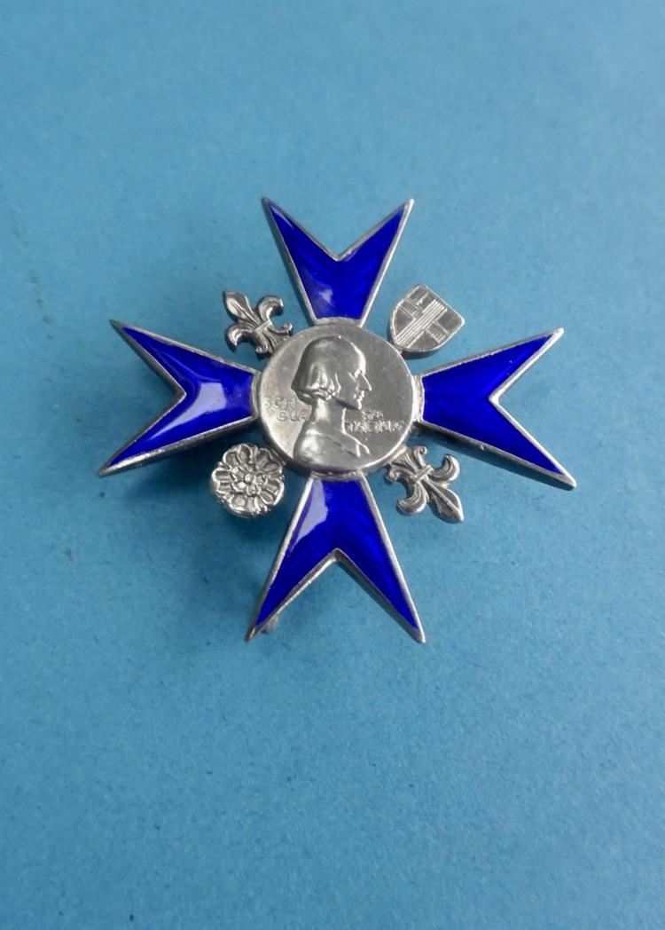 Nightingale School of Nursing St Thomas's Hospital,Silver Nurses Badge(Margaret S Lee)