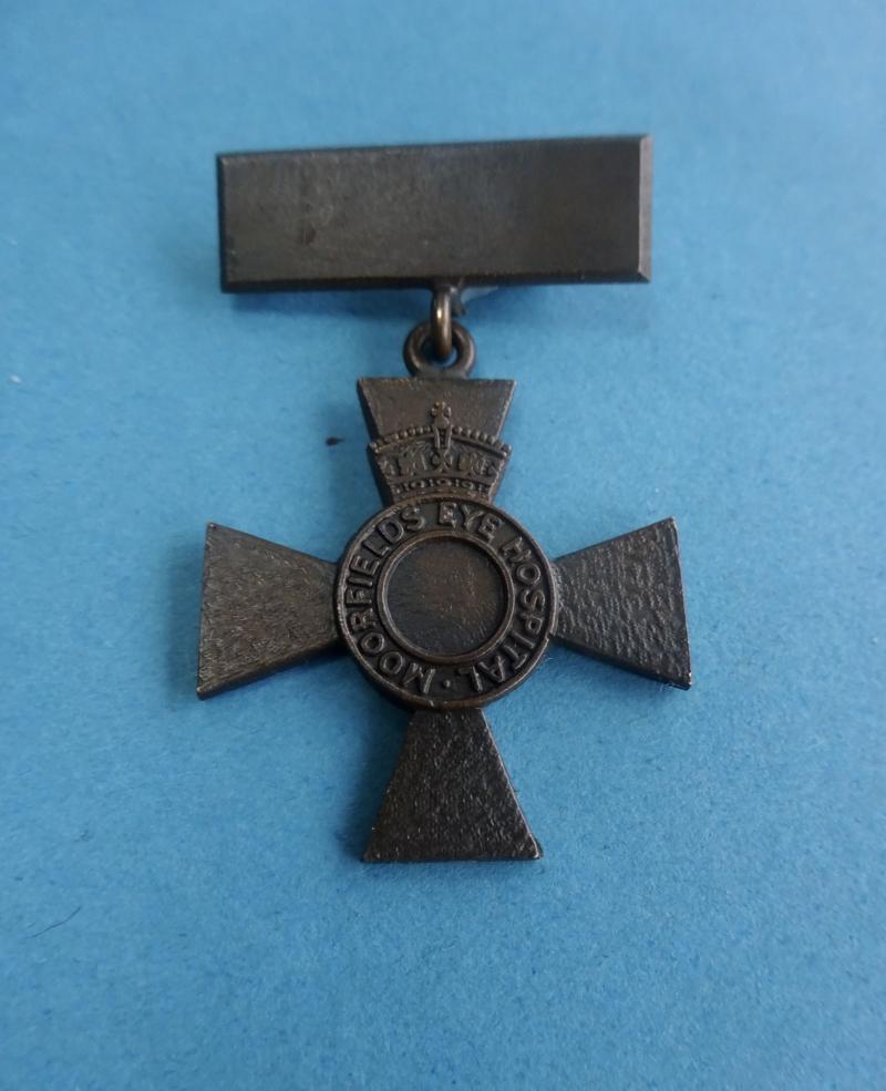 Moorfields Eye Hospital, Miniature Nurses badge