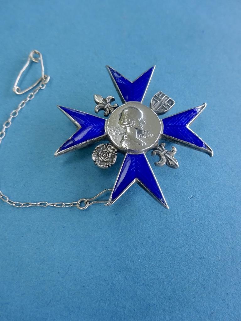 Nightingale School of Nursing St Thomas's Hospital,Silver Nurses Badge(Alison Hastie)