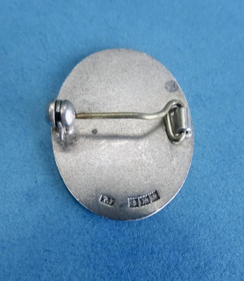 The National Nursery Nurse Training Board, Silver Nursery Nurse Badge