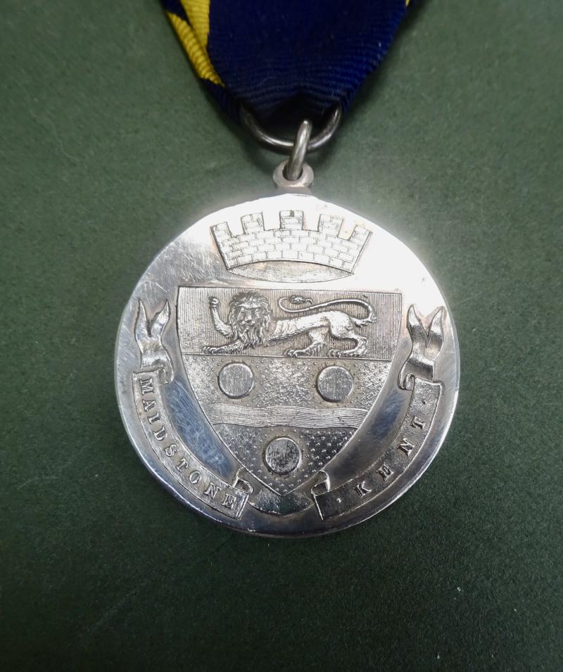 Maidstone Typhoid Medal, Nurse a Tenniswood.